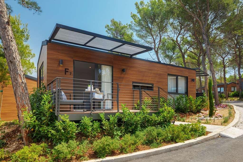 Gava Waterman Milna Resort Exterior photo