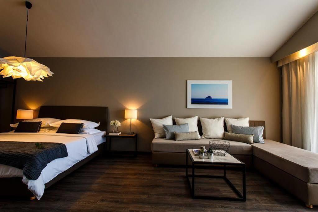 Gava Waterman Milna Resort Exterior photo