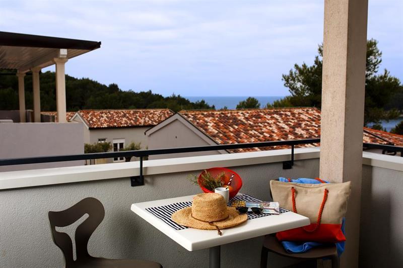 Gava Waterman Milna Resort Exterior photo